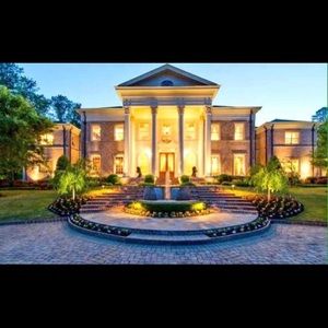 Meet your Posher, Cj