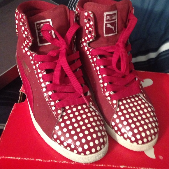 Puma sneakers