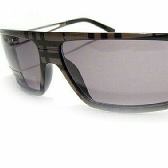 Burberry Sunglasses brand new - Picture 2 of 3