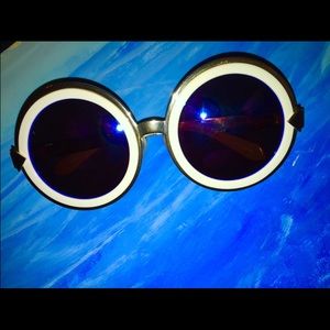 Karen Walker Peek-a-Boo Sunglasses Karen Walker Peek-a-Boo Sunglasses