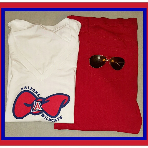 Tops - **NWOT** U OF A Wildcats Bow V-neck