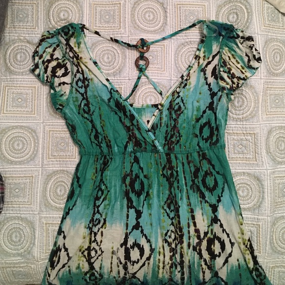 Flowy Aqua Top