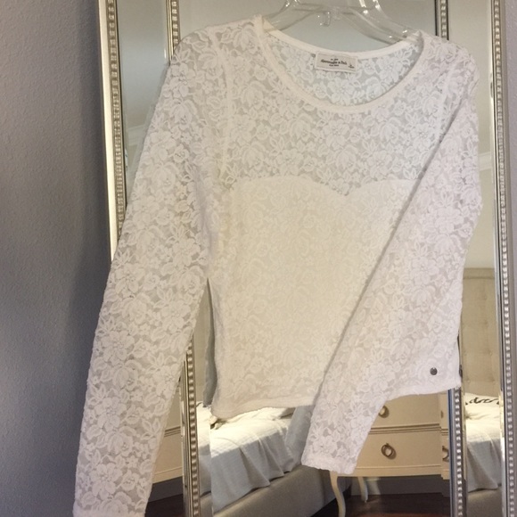 😍😍Lace see-through Abercrombie crop top