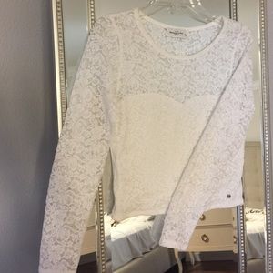 😍😍Lace see-through Abercrombie crop top