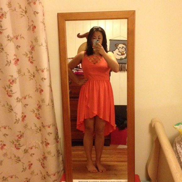 Francesca salmon dress with lattice front. - Picture 3 of 4