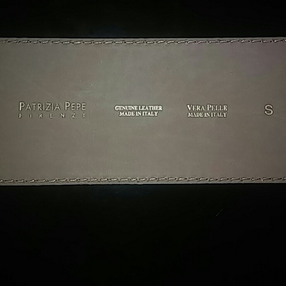 SOLD!! Matching Patrizia Pepe Leather Belt! - Picture 4 of 4