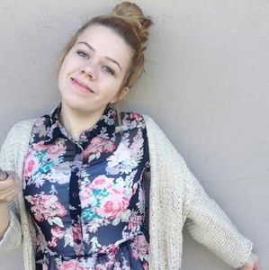 Meet your Posher, Mandy