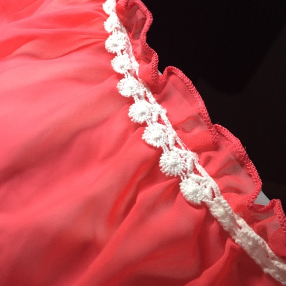Pink strapless❤️ - Picture 2 of 4