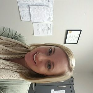 Meet your Posher, Alex