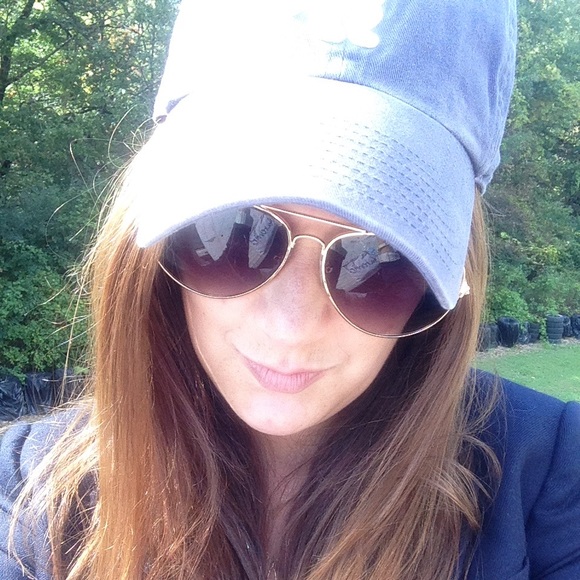 Meet your Posher, Traci