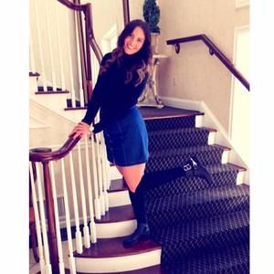 Meet your Posher, Alexandra