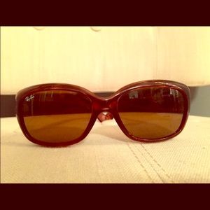 Authentic Ray bans- Jackie Ohh style