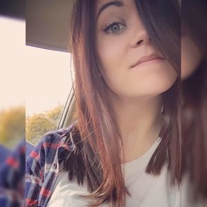 Meet your Posher, Elissa