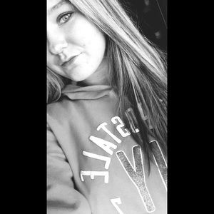 Meet your Posher, Jada