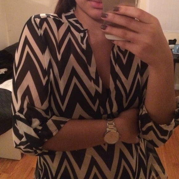 High-Low chevron top - Picture 2 of 3