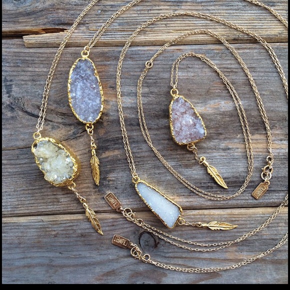 Jewelry - natural druzy necklace 24k gold plated stone druzy
