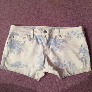 American Eagle Floral Shorts