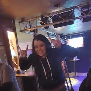 Meet your Posher, Catherine