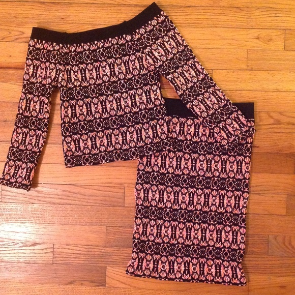 bebe off the shoulder top and matching skirt