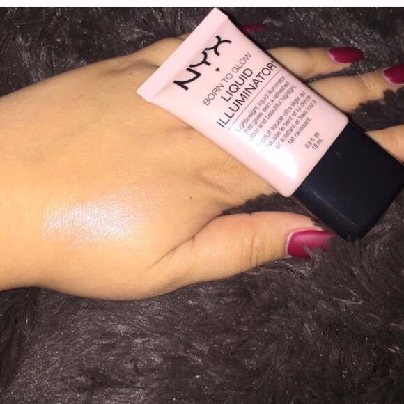 Born to Glow Liquid Illuminator