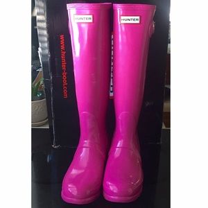 Lipstick Pink Hunter Boots size 8 *NEW!