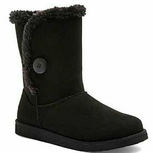 Faux suede sherpa boots - new w/tags!