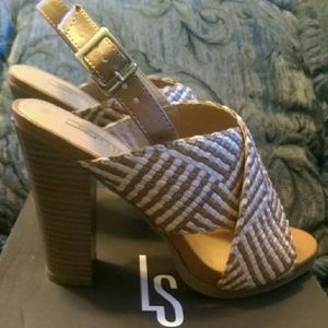 Shoedazzle Leila Stone brand