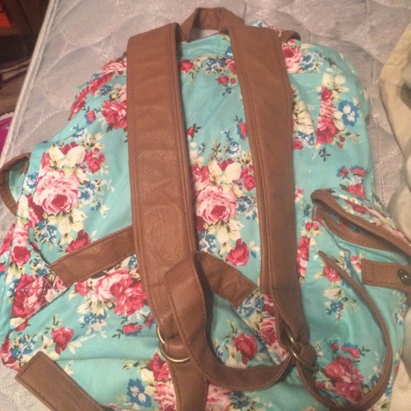 Backpack - Picture 2 of 2