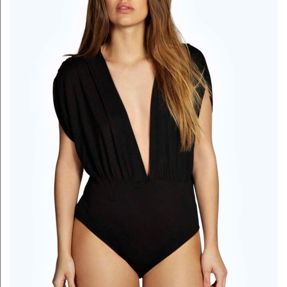 Boohoo Plus Plunge Neck Bodysuit