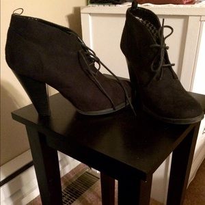 Black heeled booties