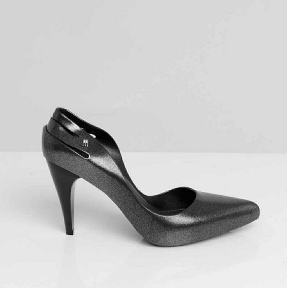 Classic Heel