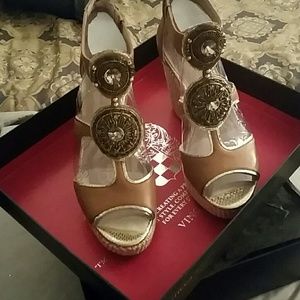 Vince Camuto Wedge