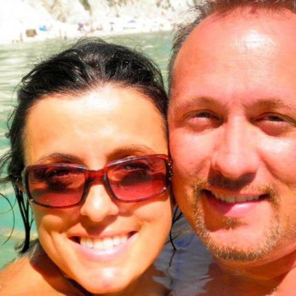 Meet your Posher, Alessandra - Picture 1 of 1