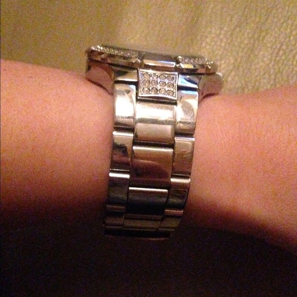 Guess watch - Picture 3 of 4