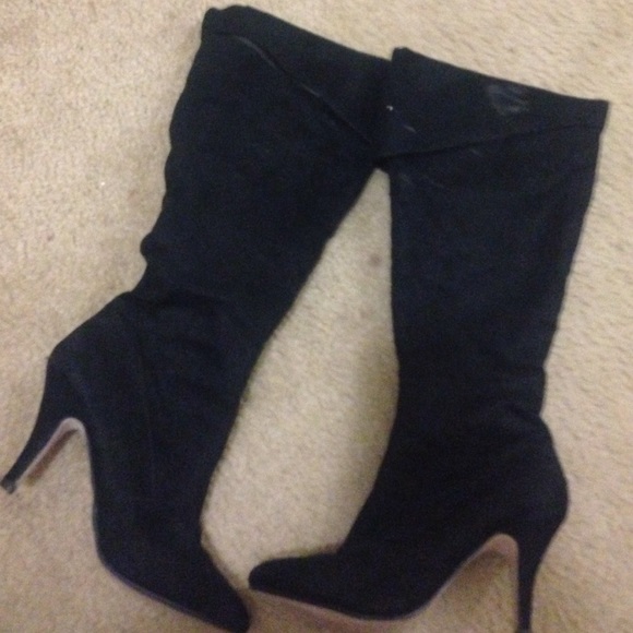 black high heel boots - Picture 1 of 3