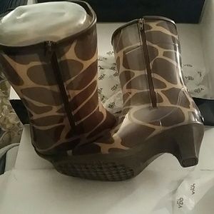 Rainboots