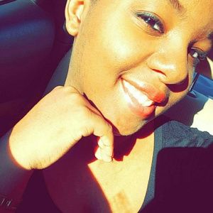 Meet your Posher, Ebonie