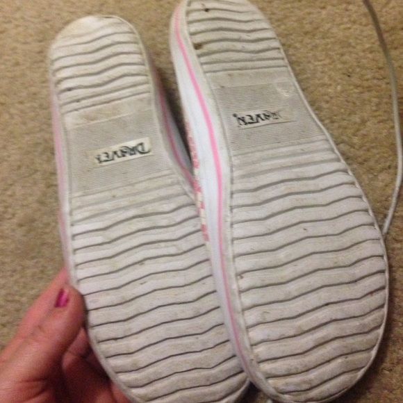 pink slip on shoes - Picture 2 of 2