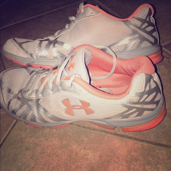Under Armour Shoes ❤️❤️
