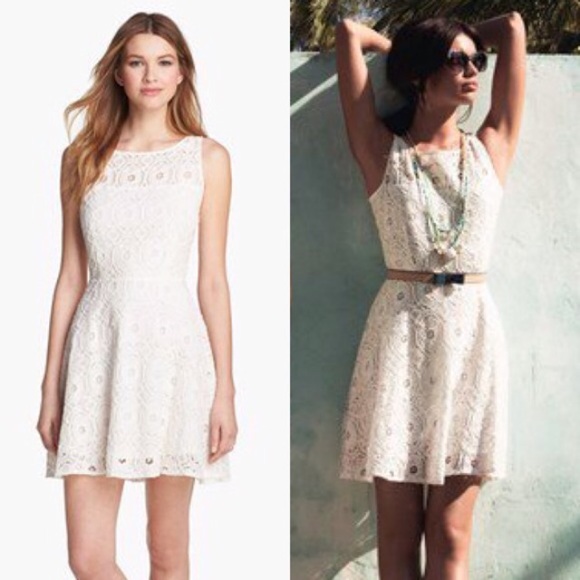 ✨ BB Dakota fit & flare dress