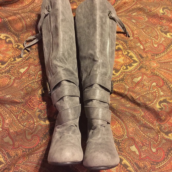 NOT RATED KNEE BOOTS