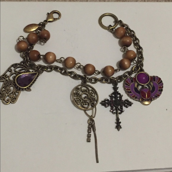 Charm bracelet