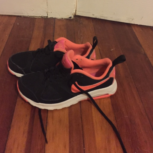 Nike air