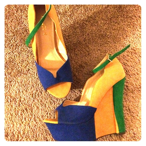 Suede wedges