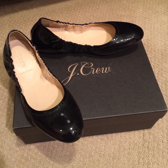 Patent leather ballet flats