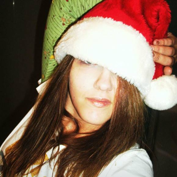 Meet your Posher, Ginny - Picture 1 of 1