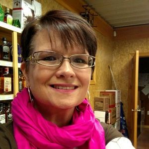 Meet your Posher, Bobbie