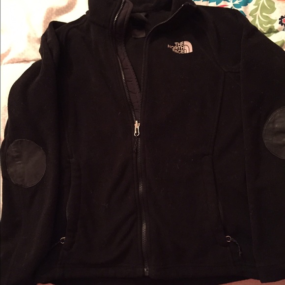 Small black north face