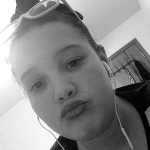 Meet your Posher, Sierra