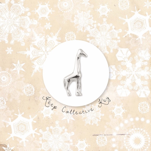 Keep Collective Giraffe Key